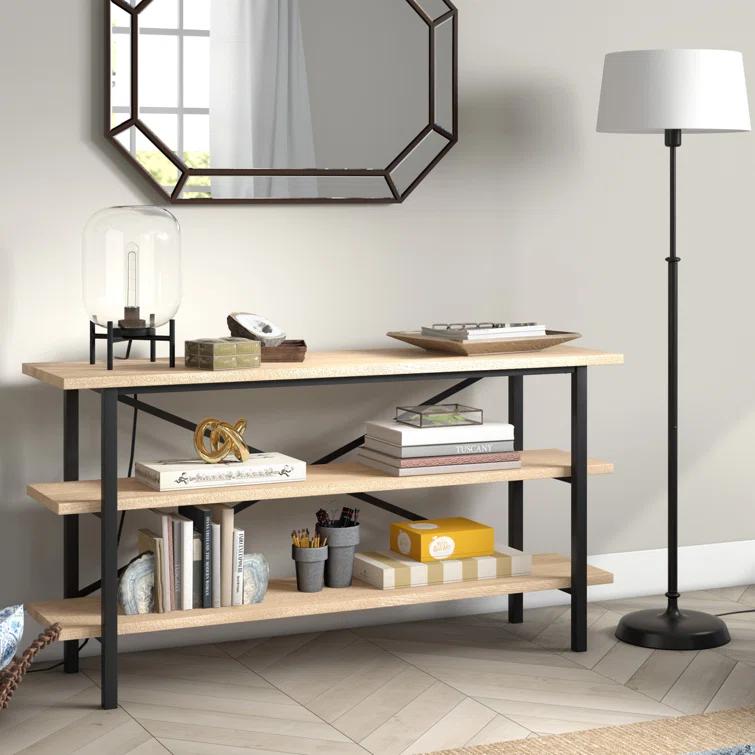 Danae Metal Novelty Lamp