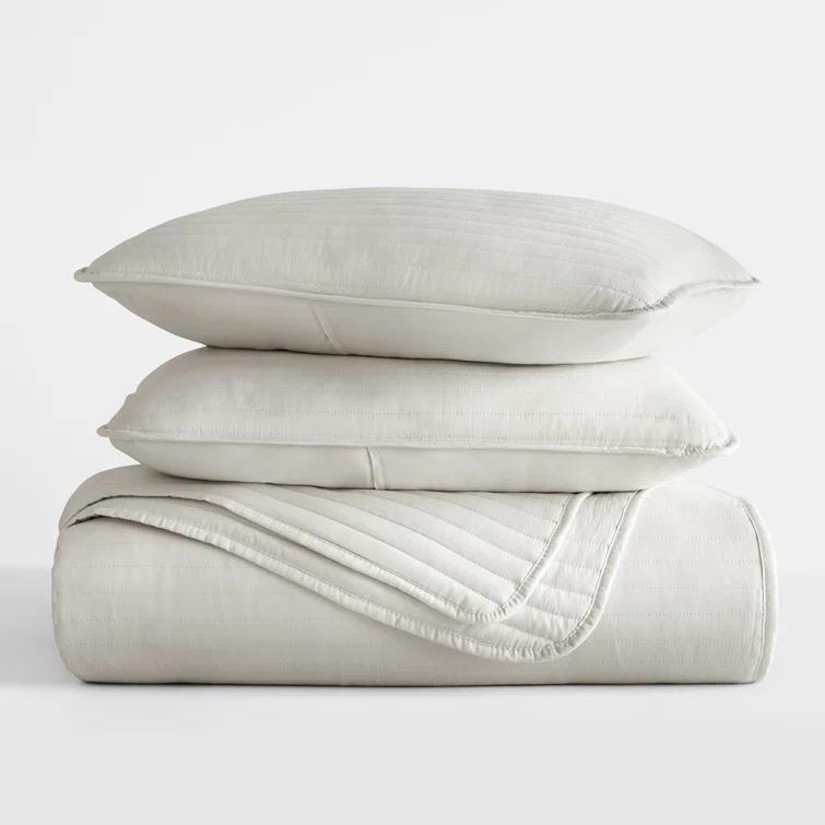 Becky Cameron Becky Cameron Lightweight All Season Stripe Stitch Quilt Set with Shams