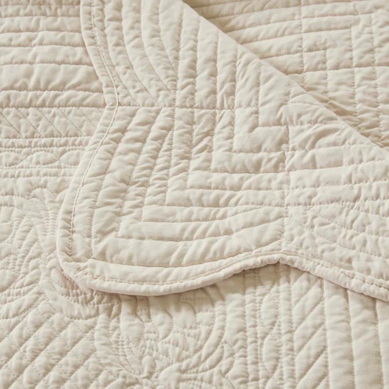 Madison Park Journey Oversized Quilted Throw with Scalloped Edges