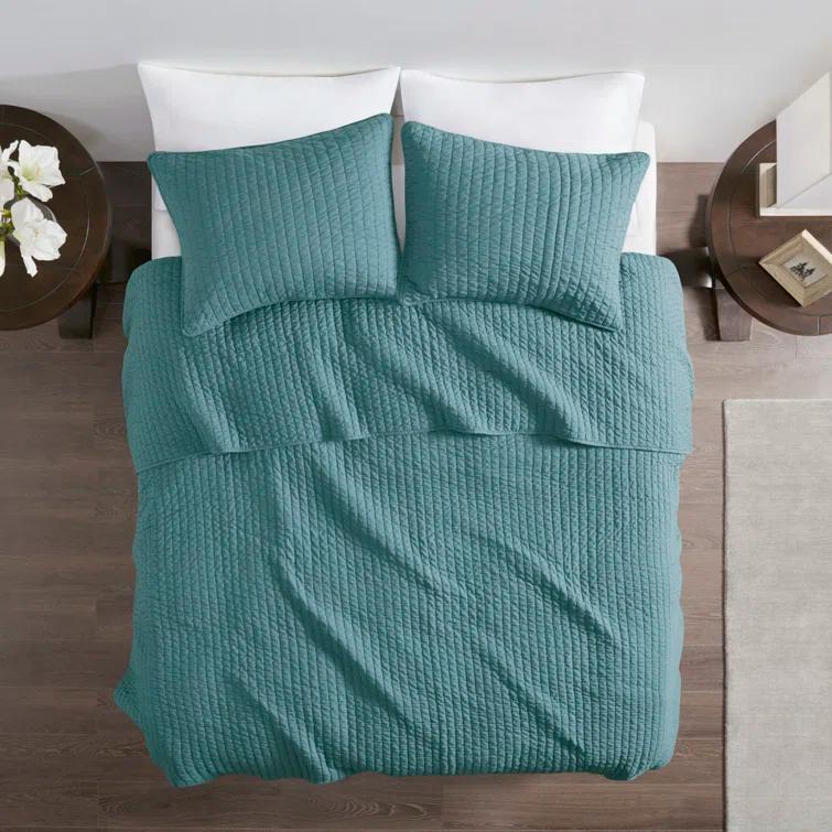 Madison Park Barwick Reversible Solid 3 Piece Quilt Set