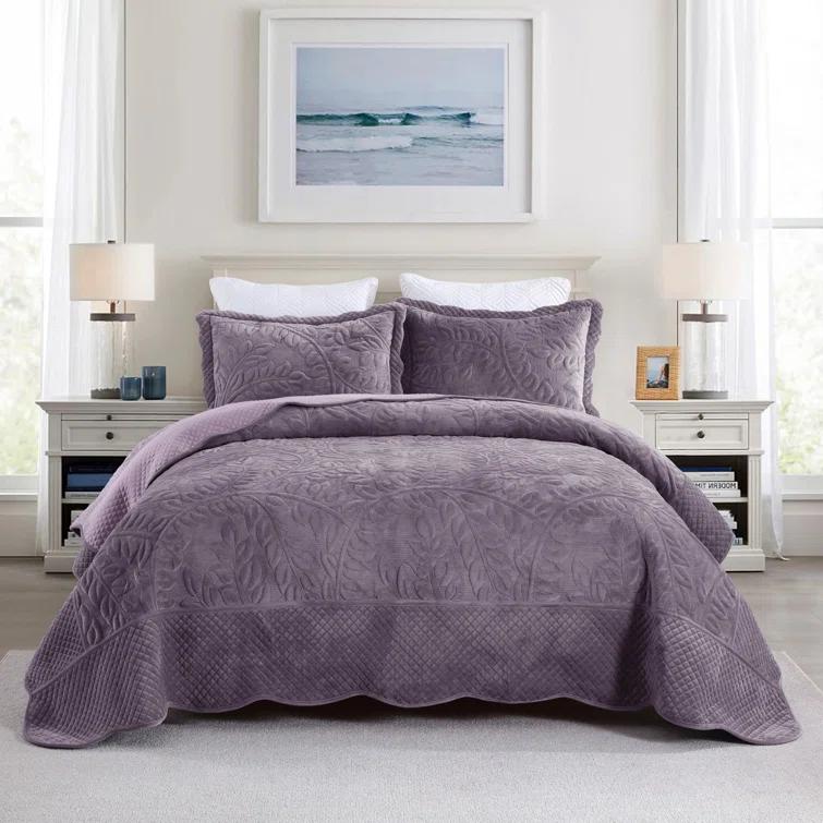 MarCielo Marcielo Oversized Embroidered Velvet Quilt Set With 2 Pillow Shams