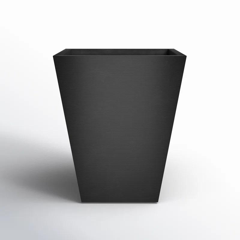 Pro Series Linear Thirty Planter
