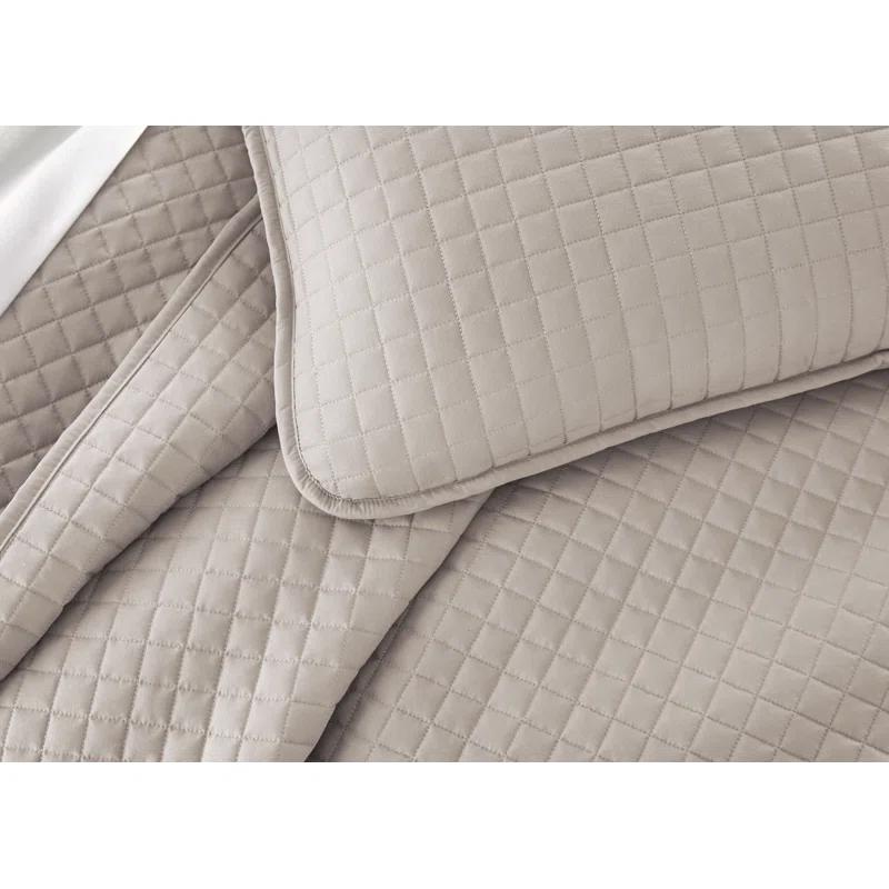 SouthShore Fine Linens Vilano Springs ® Oversized, light-weight Hotel Quality Quilt Set with matching shams