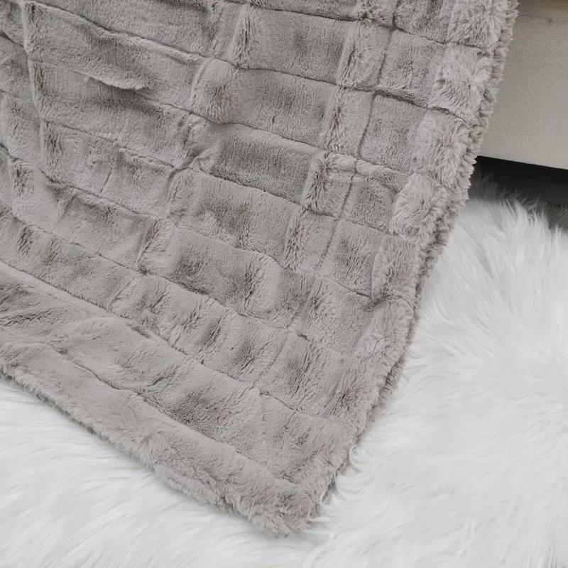 Home Soft Things Super Mink Throw Blanket