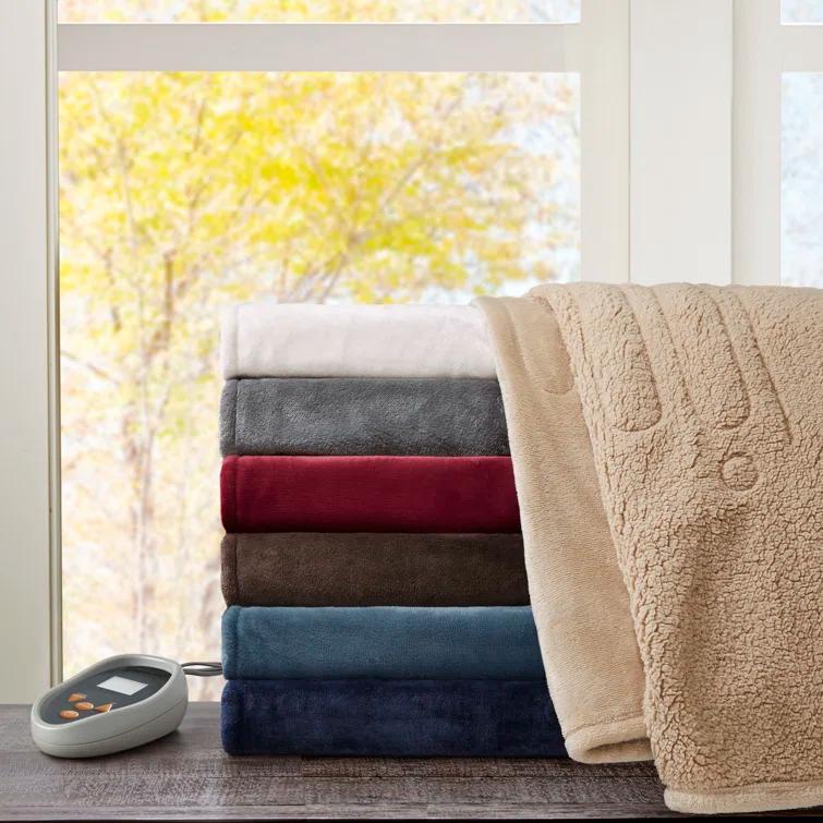 Beautyrest Beautyrest Heated Oversized Microlight to Berber Blanket