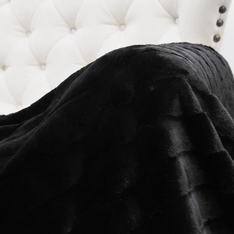 Home Soft Things Super Mink Throw Blanket