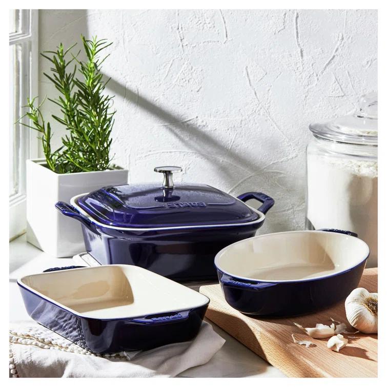 Staub ® Dark Blue 4-Piece Baking Set