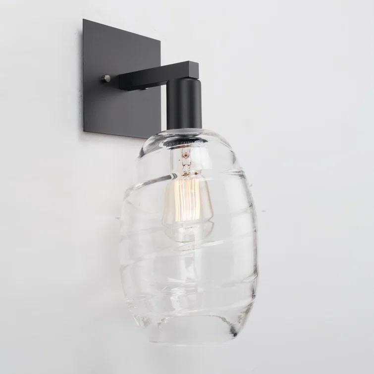 Ellisse Armed Sconce