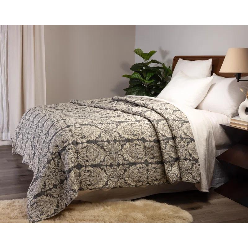 Amity Home Greyston Traditional Percale Damask Quilt