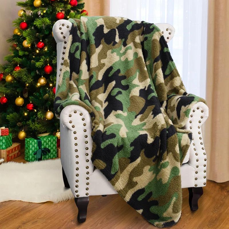 Catalonia Catalonia Camo Sherpa Throw Blanket, Fuzzy Snuggle Blanket for Camping Traveling Couch Bed, 50x60 inches