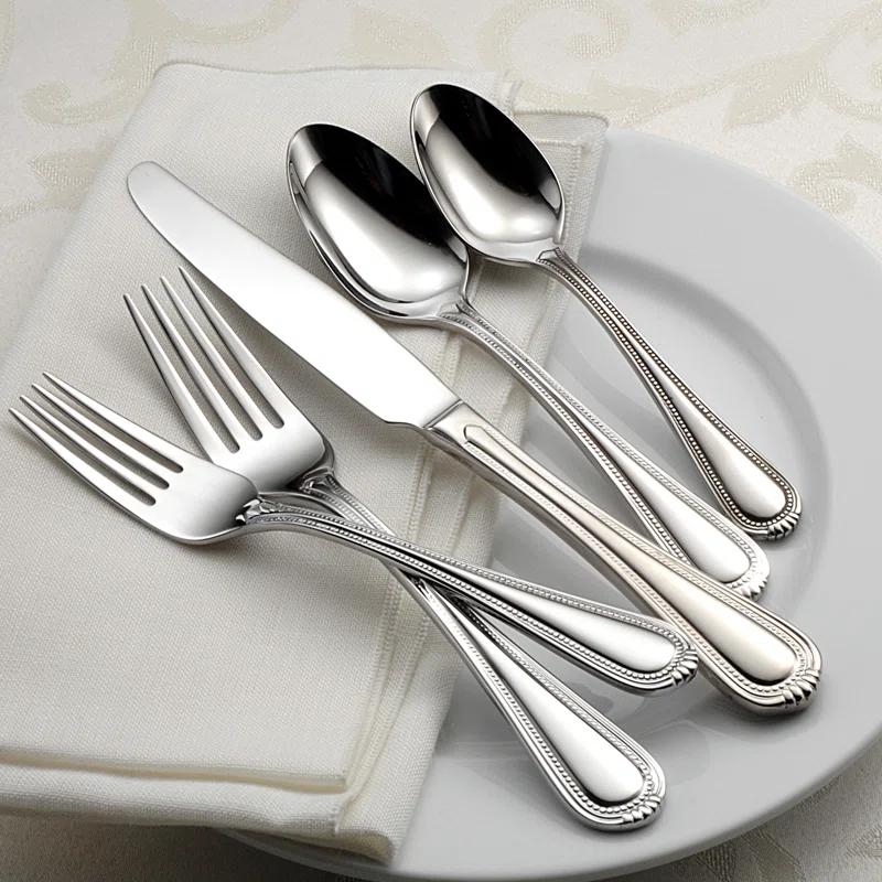 Oneida Countess 20 Piece Flatware Set, Service for 4