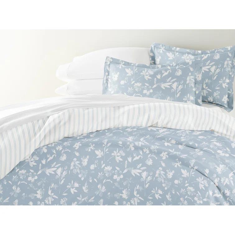 IEnjoy Home 8-Piece Reversible Bedding Bundle - Patterned Duvet Cover, Comforter Insert and Solid Sheet Set