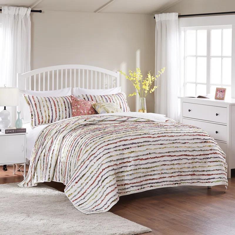 Greenland Home Fashions Bella Ruffle Cotton Modern Farmhouse Quilt Set