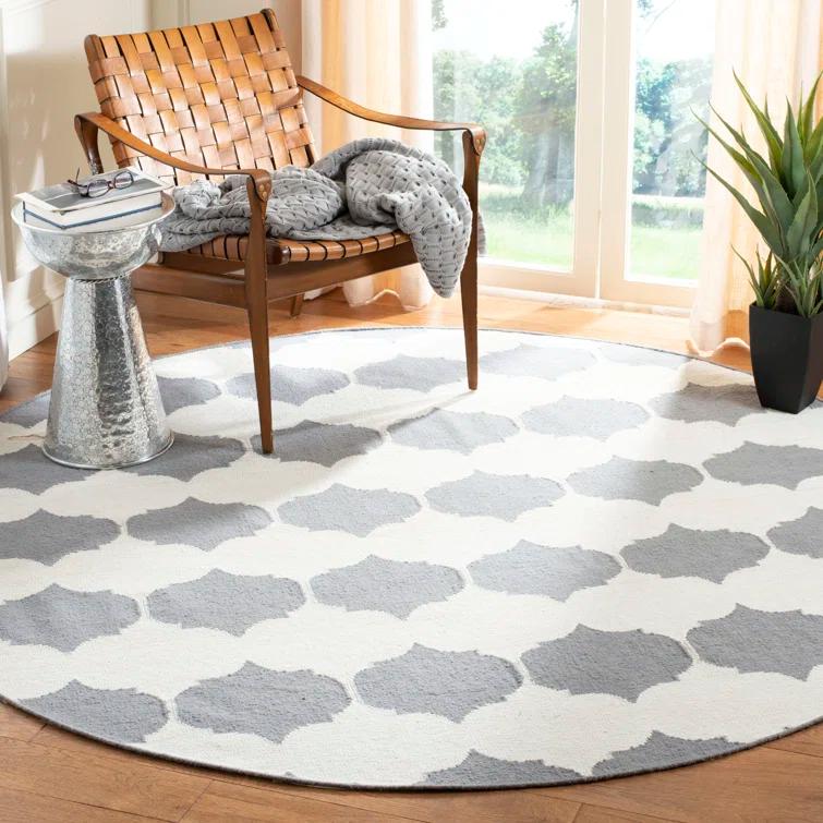 Safavieh Dhurries Hand Woven Flat Weave Banana Silk/Wool/Cotton Rug