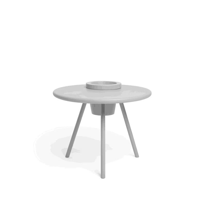 Bakkes 3 Leg End Table