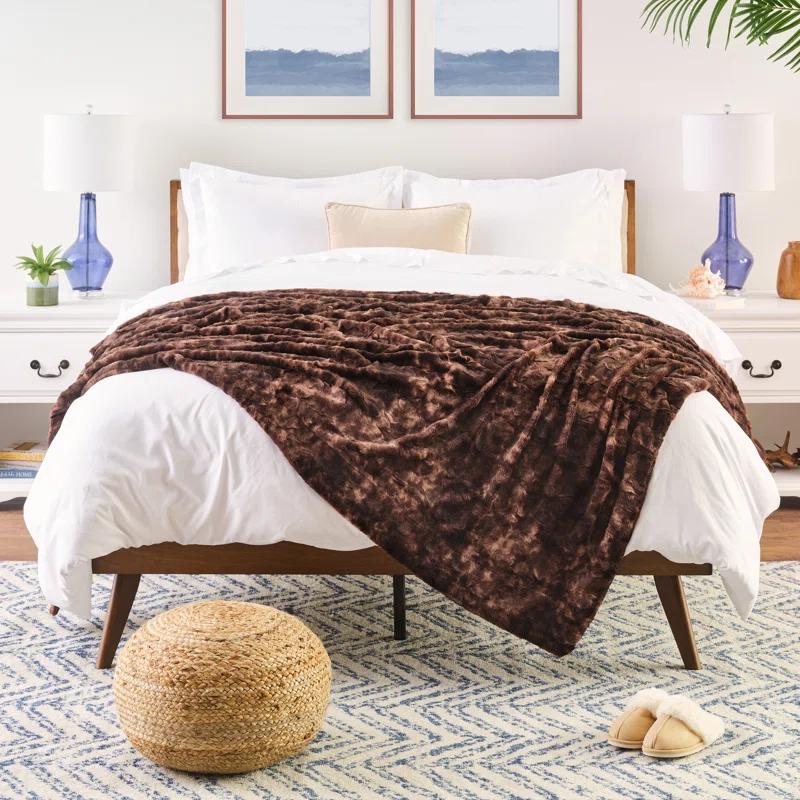 Chanasya Double Sided Wolf Oversized Faux Fur Wolf Blanket