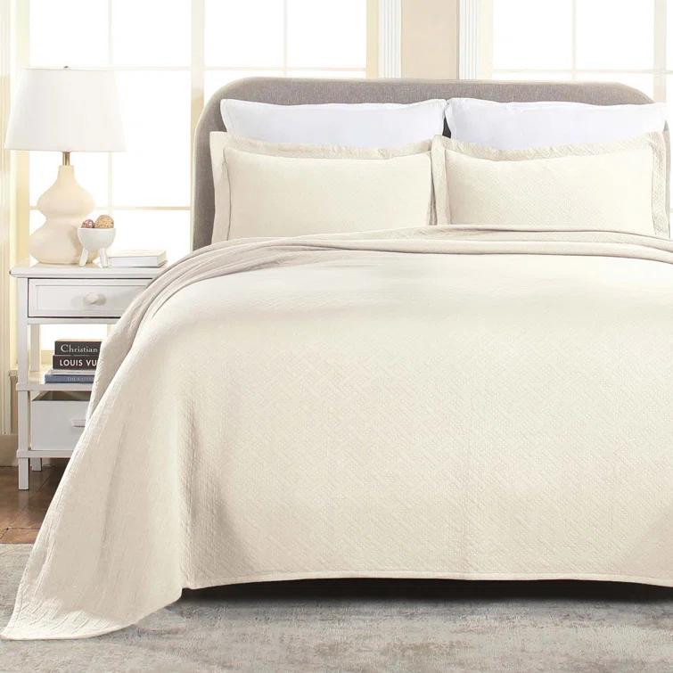 Superior Superior Cotton All Season Basketweave Medium Weight Bedspread Set with Shams
