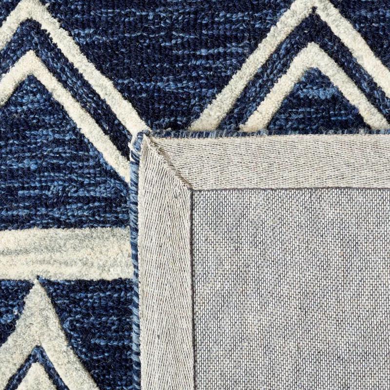 Union Rustic Abbigaile Hand Tufted Wool Southwestern Rug