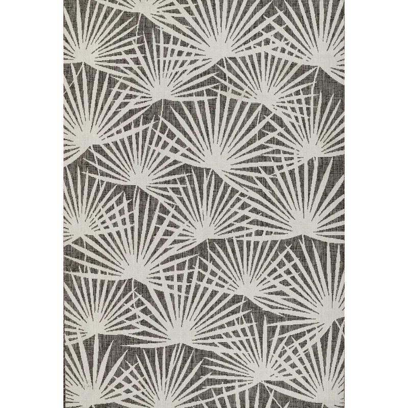 Novogratz Villa Floral Gray/White Indoor / Outdoor Area Rug