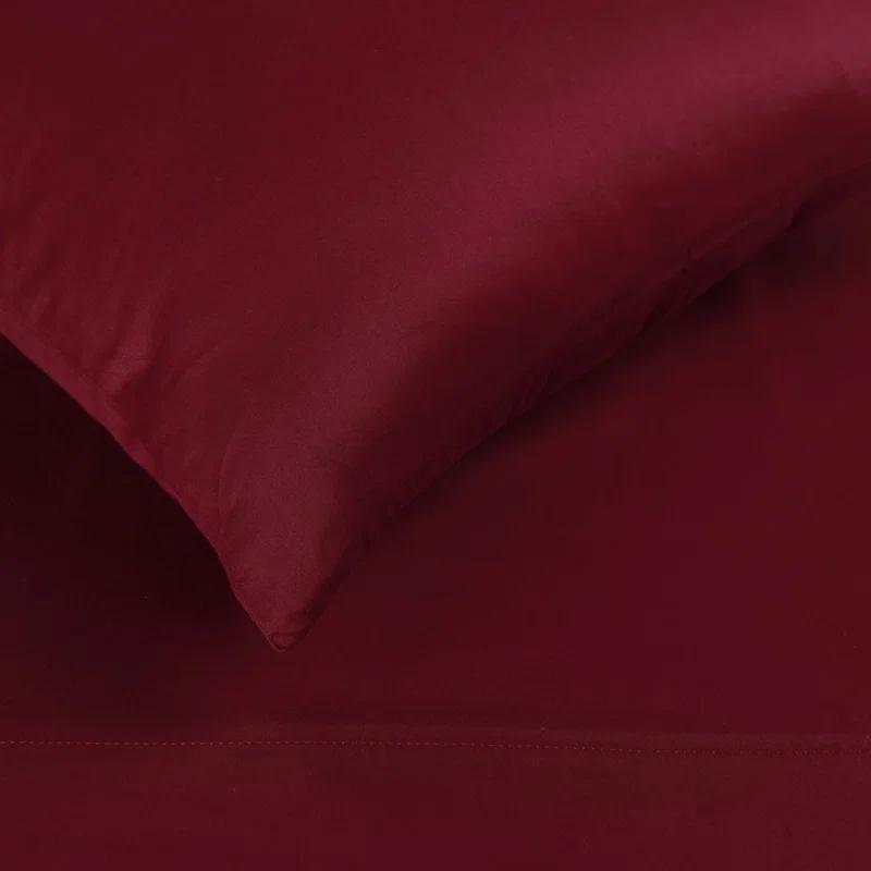 Superior Egyptian Cotton 300 Thread Count Solid Pillowcases (Set of 2)