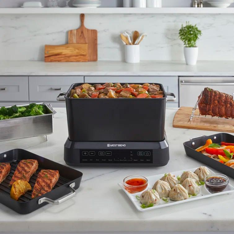 West Bend West Bend Versatility Cooker Plus, 6 Qt., In Black