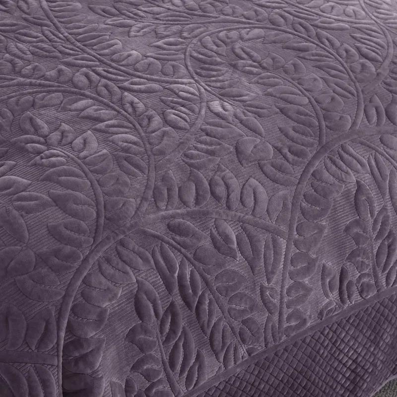MarCielo Marcielo Oversized Embroidered Velvet Quilt Set With 2 Pillow Shams