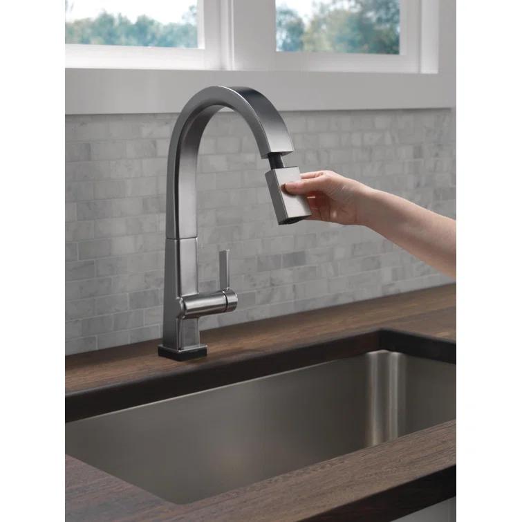 Pivotal Pull Down Touch Single Handle Kitchen Faucet with Touch20 Technology