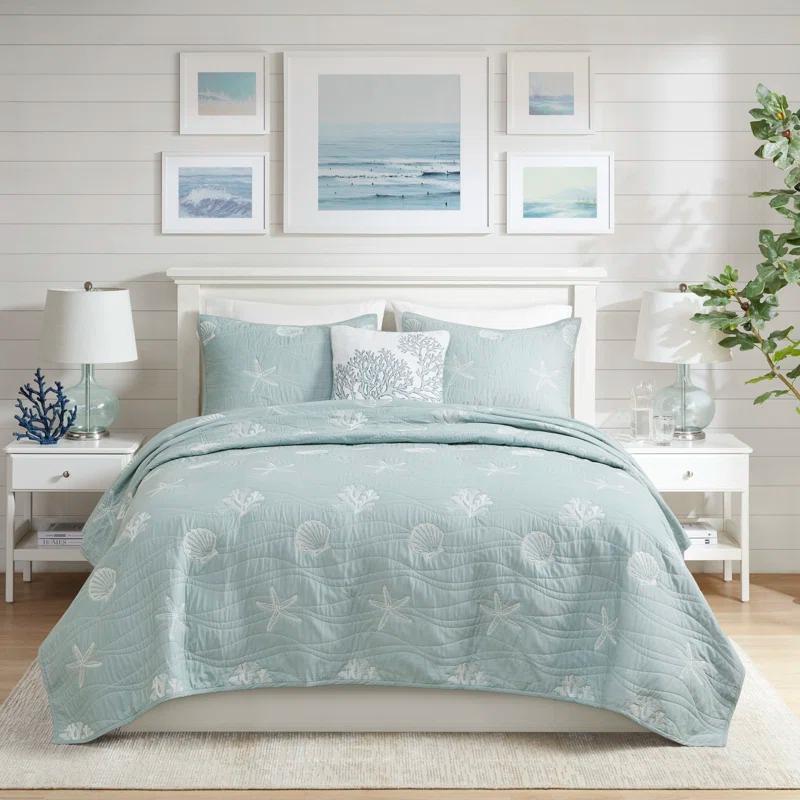 Seaside 4 Piece Cotton Reversible Embroidered Quilt Set