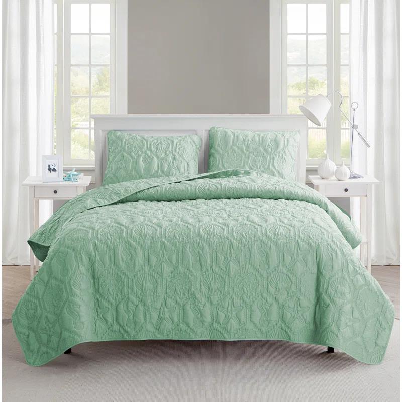 VCNY Shore 3-Piece Embossed Quilt Set