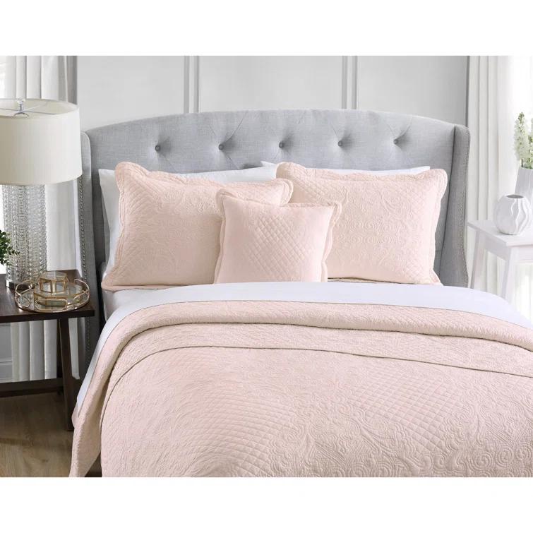 American Traditions French Tile Scalloped Quilt Set Cotton Standard Quilt Set