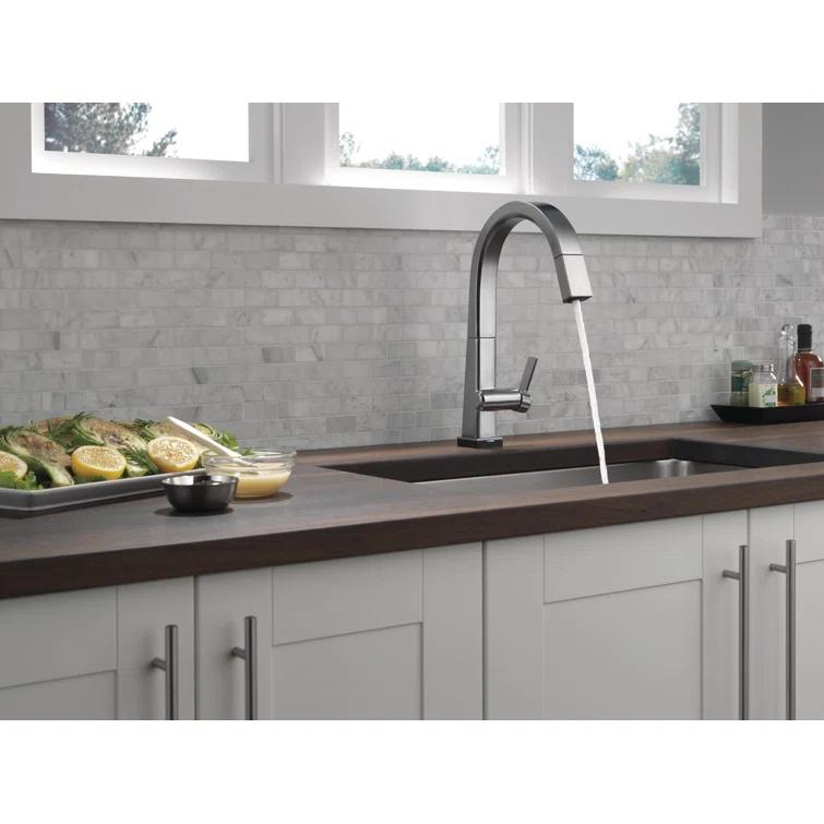 Pivotal Pull Down Touch Single Handle Kitchen Faucet with Touch20 Technology
