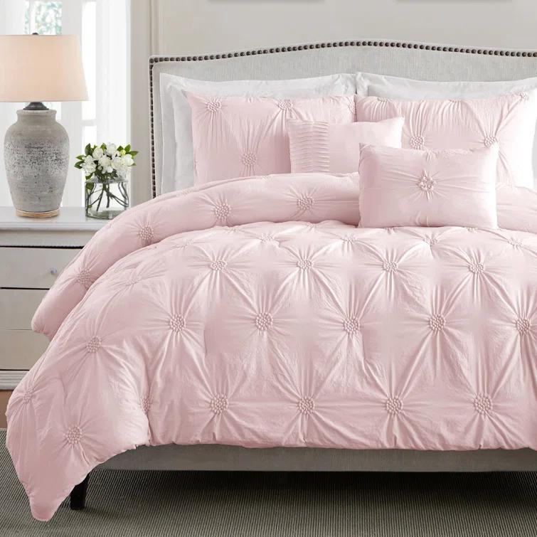 Swift Home Supreme Microfiber Floral Pintuck Microfiber 3-Piece Comforter Set