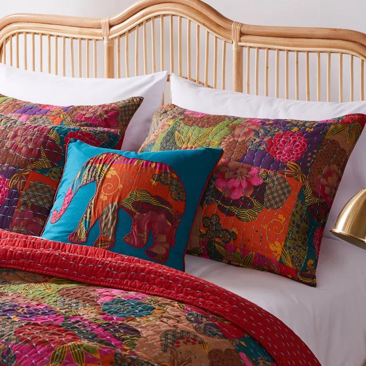 Greenland Home Fashions Jewel Boho Patchwork Print Quilt Set with Throw Pillows