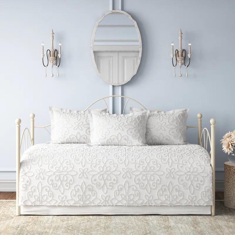 Kelly Clarkson Home Emberly 5 Piece Tufted Cotton Chenille Daybed Set