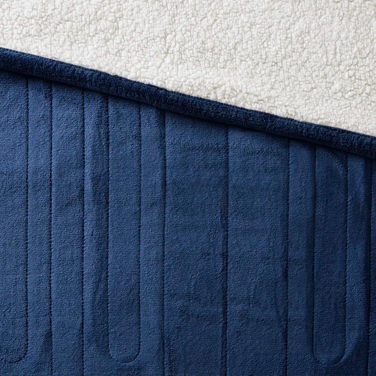 Woolrich Woolrich Heated Plush to Berber Blanket