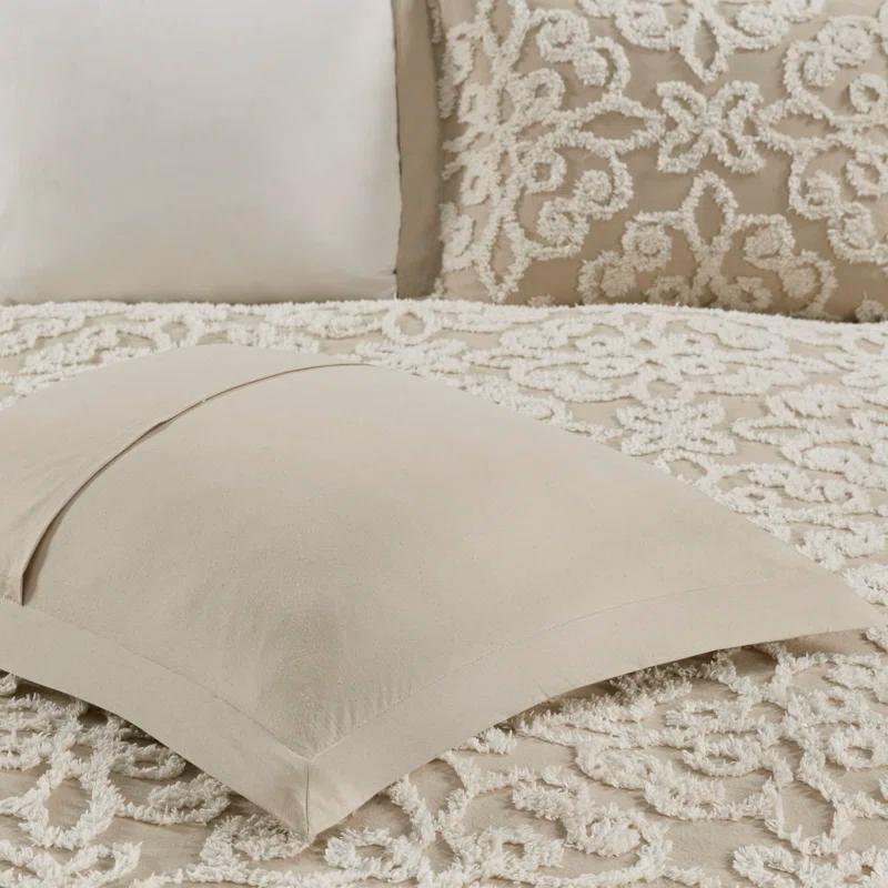 Kelly Clarkson Home Emberly Tufted 100% Cotton Sateen Coverlet Set in Farmhouse Style