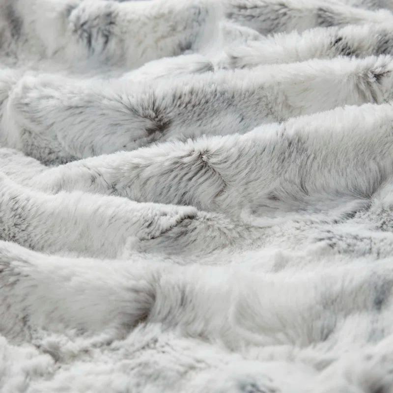 Madison Park Sachi Oversized Throw