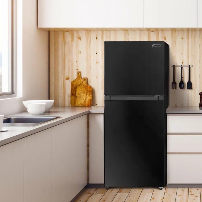 Magic Chef Magic Chef 10.1-cu. ft. Refrigerator with Top Freezer in Platinum Steel