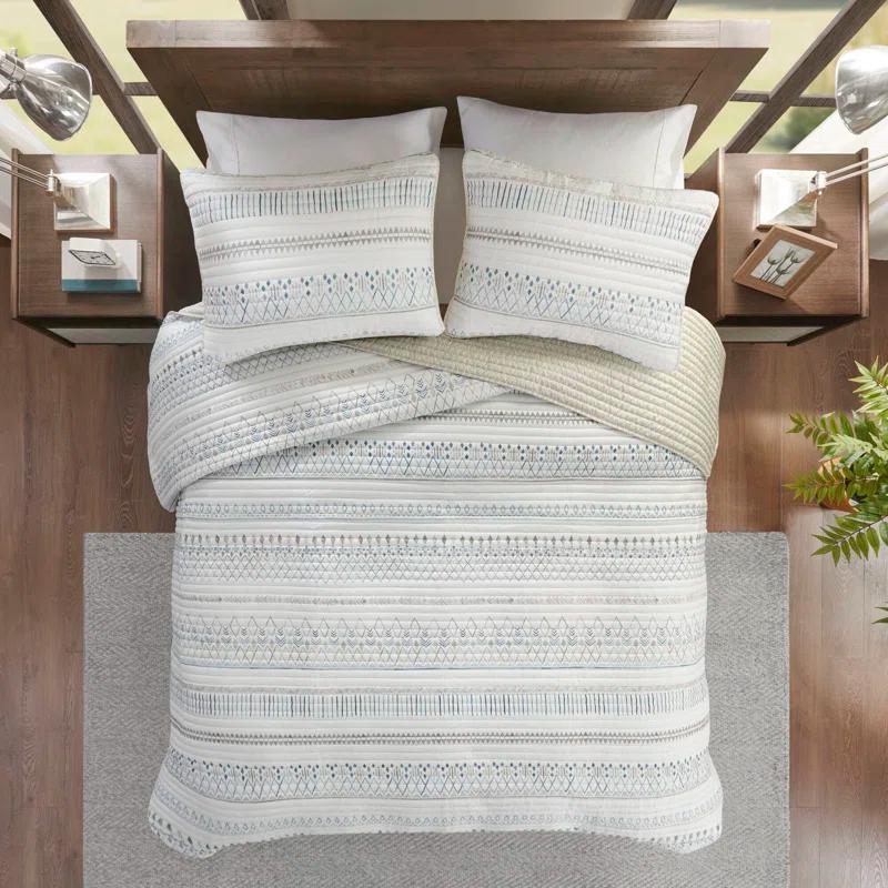 Madison Park Fraser 3 Piece Printed Seersucker Quilt Set