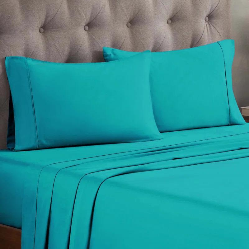 Superior Egyptian Cotton 300 Thread Count Solid Deep Pocket Bed Sheet Set