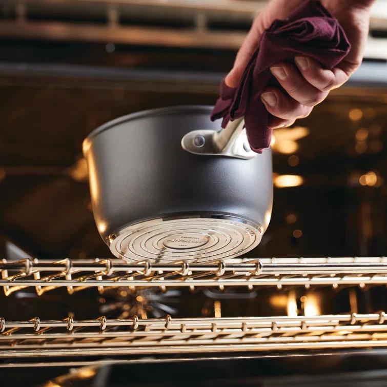 Anolon Anolon Accolade Forged Hard Anodized Nonstick Induction Sauce Pan with Lid, 2.5 Quart