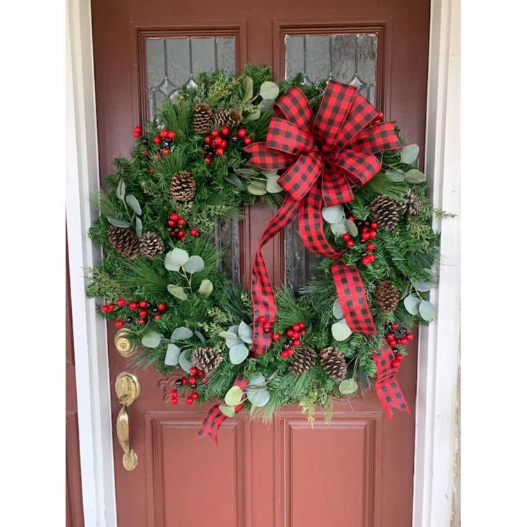 Canadian Pine Artificial Christmas Wreath Unlit