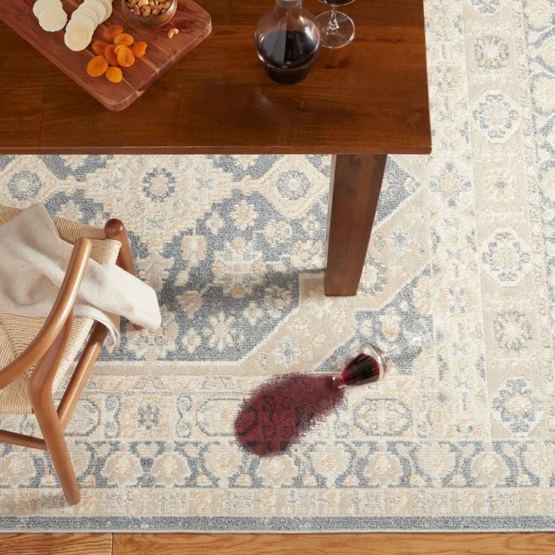 TOWN & COUNTRY EVERYDAY Rein Center Medallion Everwash Non-Slip Backing Washable Area Rug