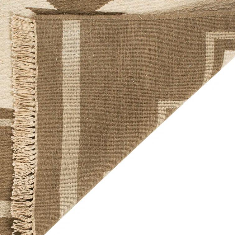 Black Mountain Hand-Knotted 8' x 10' Wool-Cotton Blend Area Rug