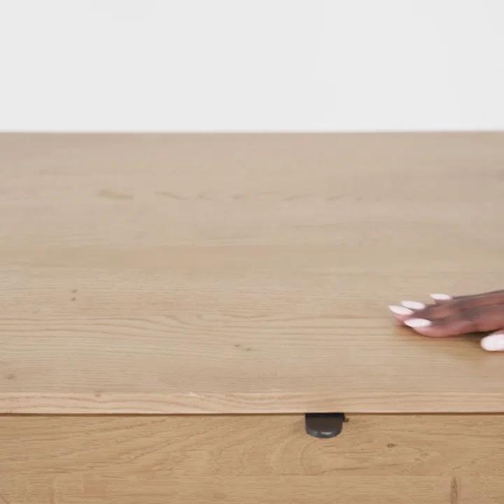 Kono Dresser
