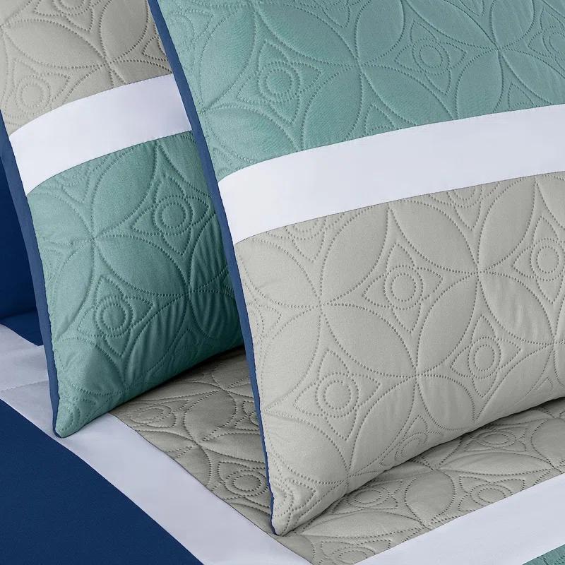 Chezmoi Collection 7-Piece Patchwork Bed in a Bag Comforter Set with Sheets