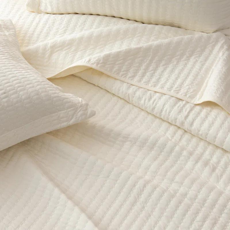 FreshFolds Modern & Contemporary Stripe Stitched Quilt Set with Shams