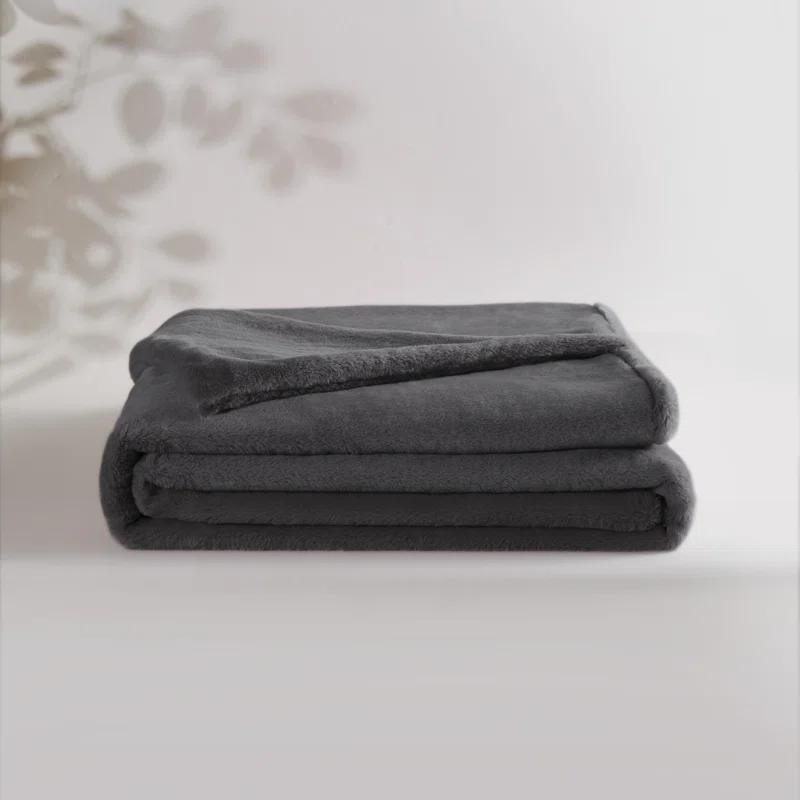 Allisandro Allisandro Double-Sided Soft and Luxurious Faux Fur Throw Blanket