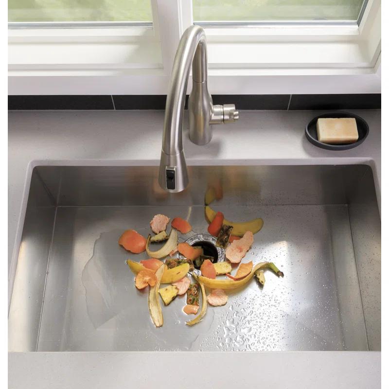 GE Appliances Disposall 3/4 HP Continuous Feed Garbage Disposer - Corded