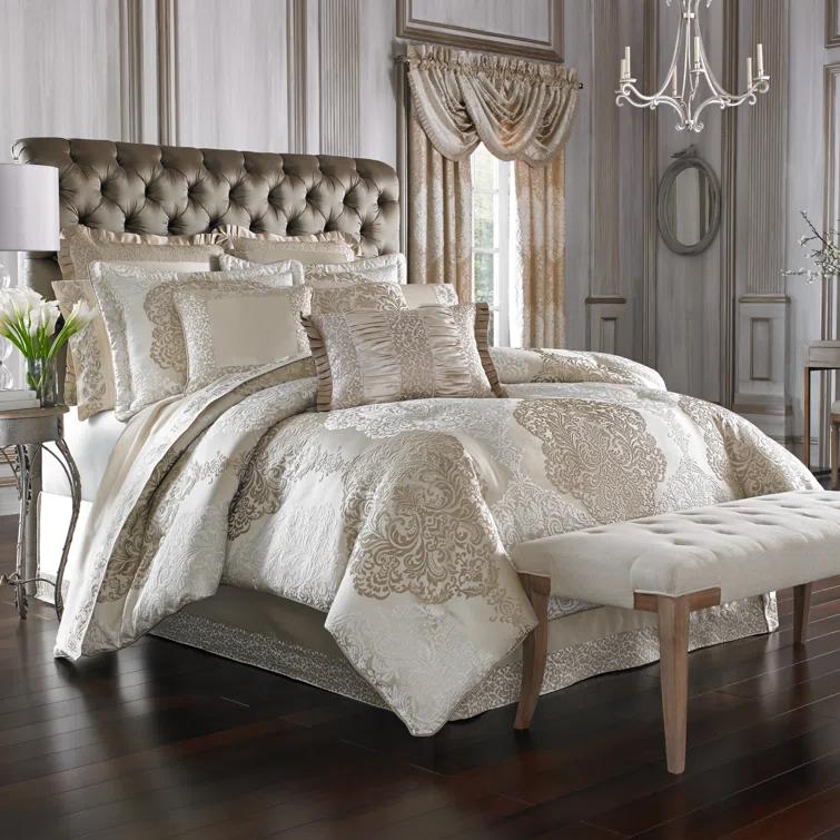 J. Queen New York La Scala 4Pc. Comforter Set Gold & Reviews | Perigold